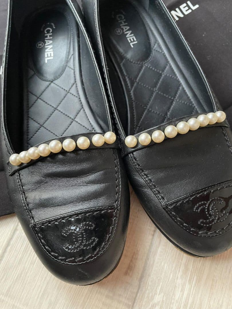 CHANEL パール付き フラットパンプス 38C