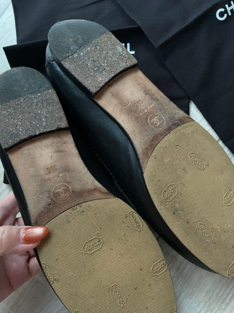 CHANEL パール付き フラットパンプス 38C