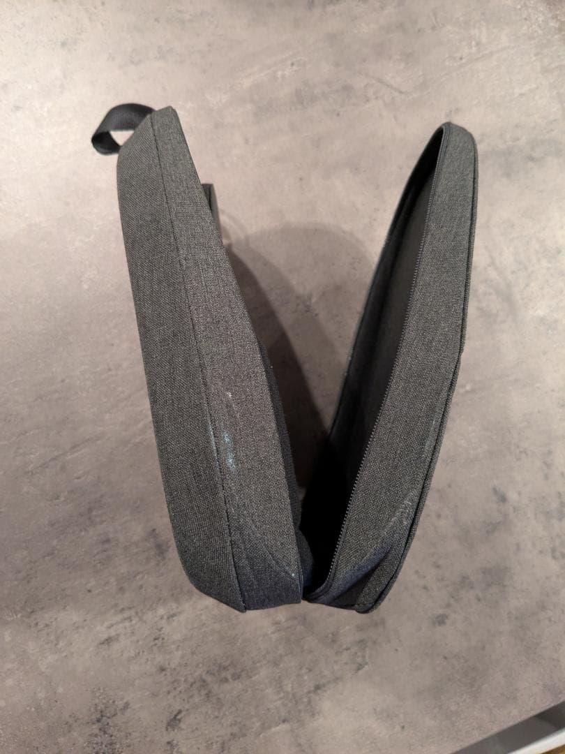 ワイヤレスヘッドホン ブラック