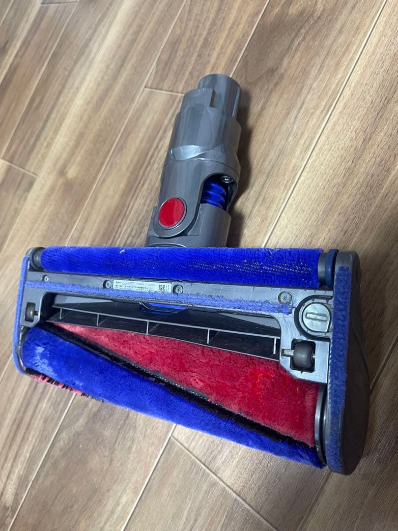 ダイソンDyson V7(sv11)スティッククリーナー本体 サイクロン式セット