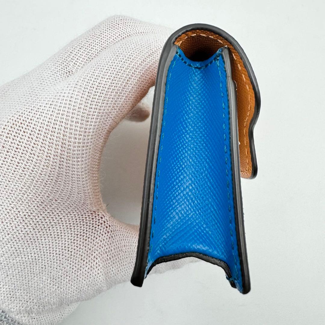 未使用品✨MARNI マルニ　カードケース　名刺入れ　レザー　茶色　白色