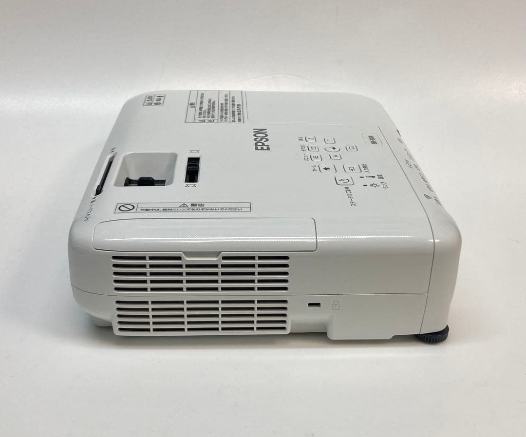 EPSON プロジェクター　EB-S04