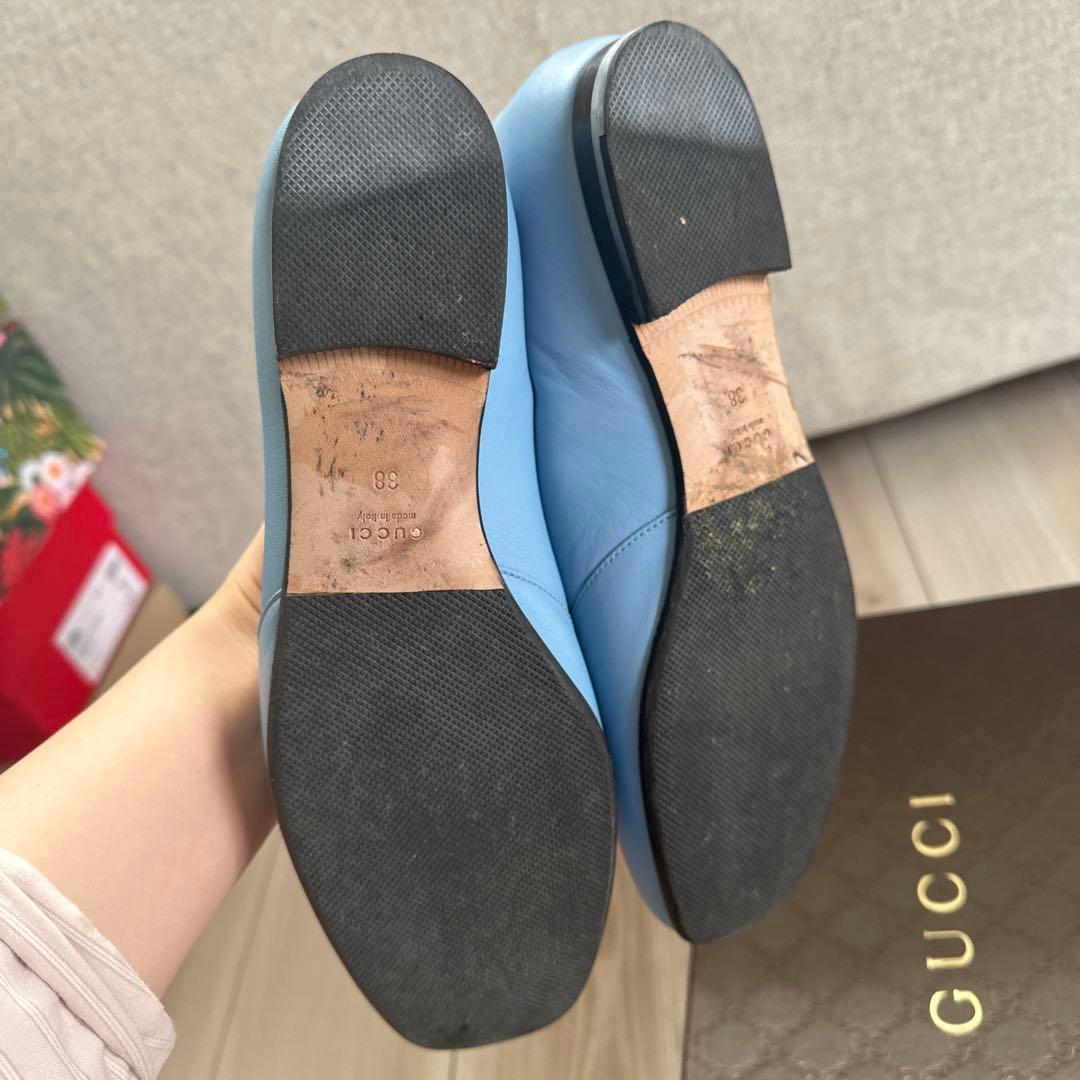 GUCCI 水色 レザー ローファー