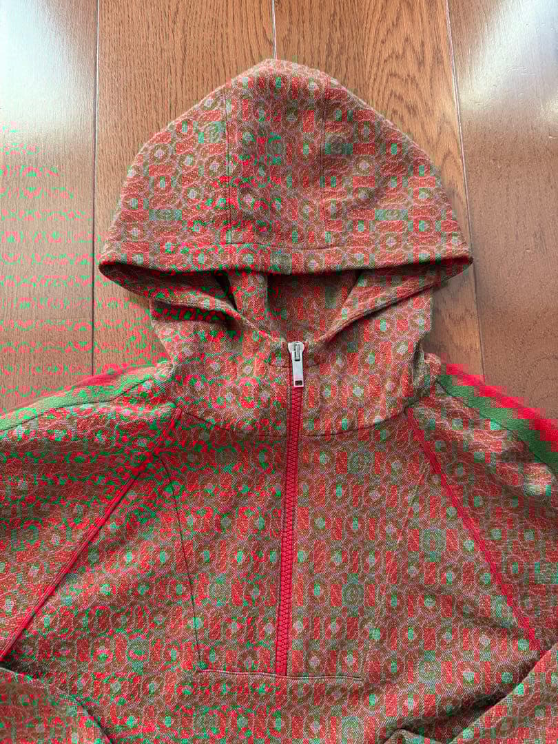 ♡GUCCI♡超美品！ロゴスウェットパーカー