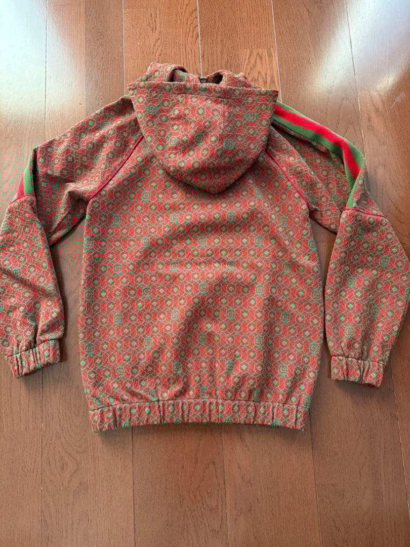 ♡GUCCI♡超美品！ロゴスウェットパーカー