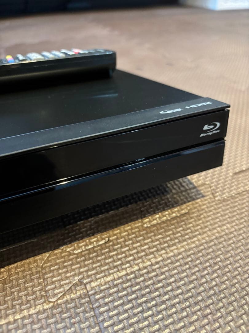 ブルーレイレコーダー 本体 SHARP 2B-C20BW1 + リモコン