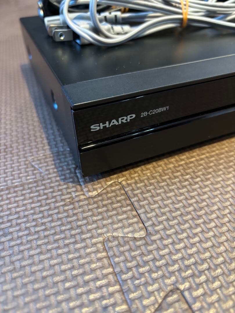 ブルーレイレコーダー 本体 SHARP 2B-C20BW1 + リモコン