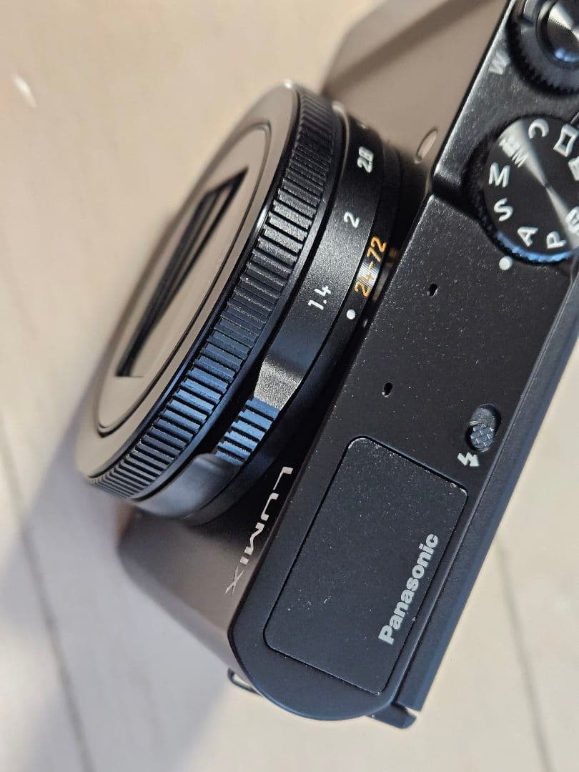 デジタルカメラ LUMIX DMC-LX9