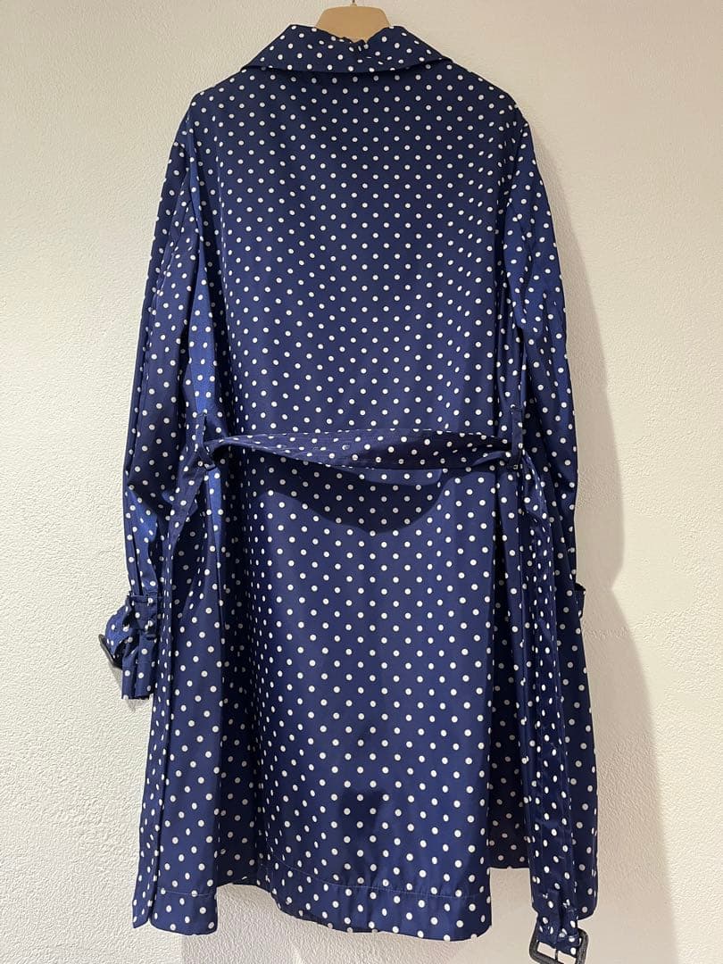 PRADA ドットコート ネイビー　40サイズ