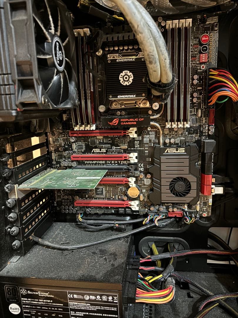 ふ*ん様 デスクトップpc i7-3970X 64GB Win10