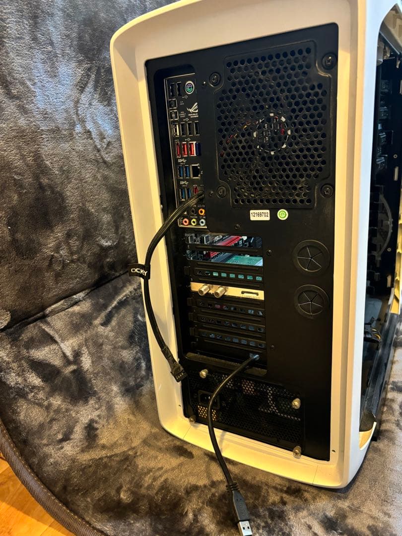 ふ*ん様 デスクトップpc i7-3970X 64GB Win10