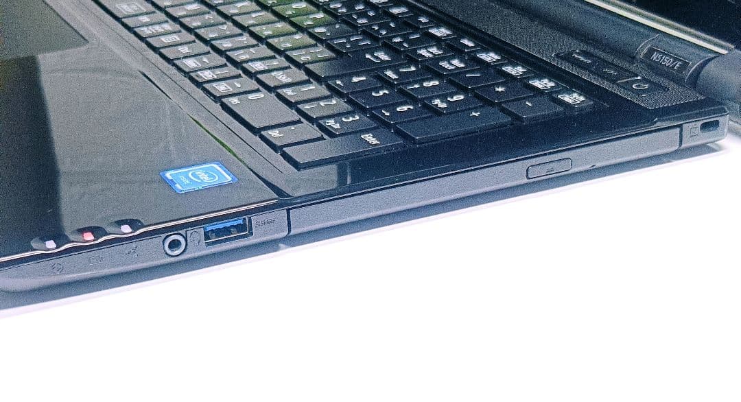 【お買い得】超大容量1TB✨カメラ付き黒ノートパソコン✨設定済✨データの整理に