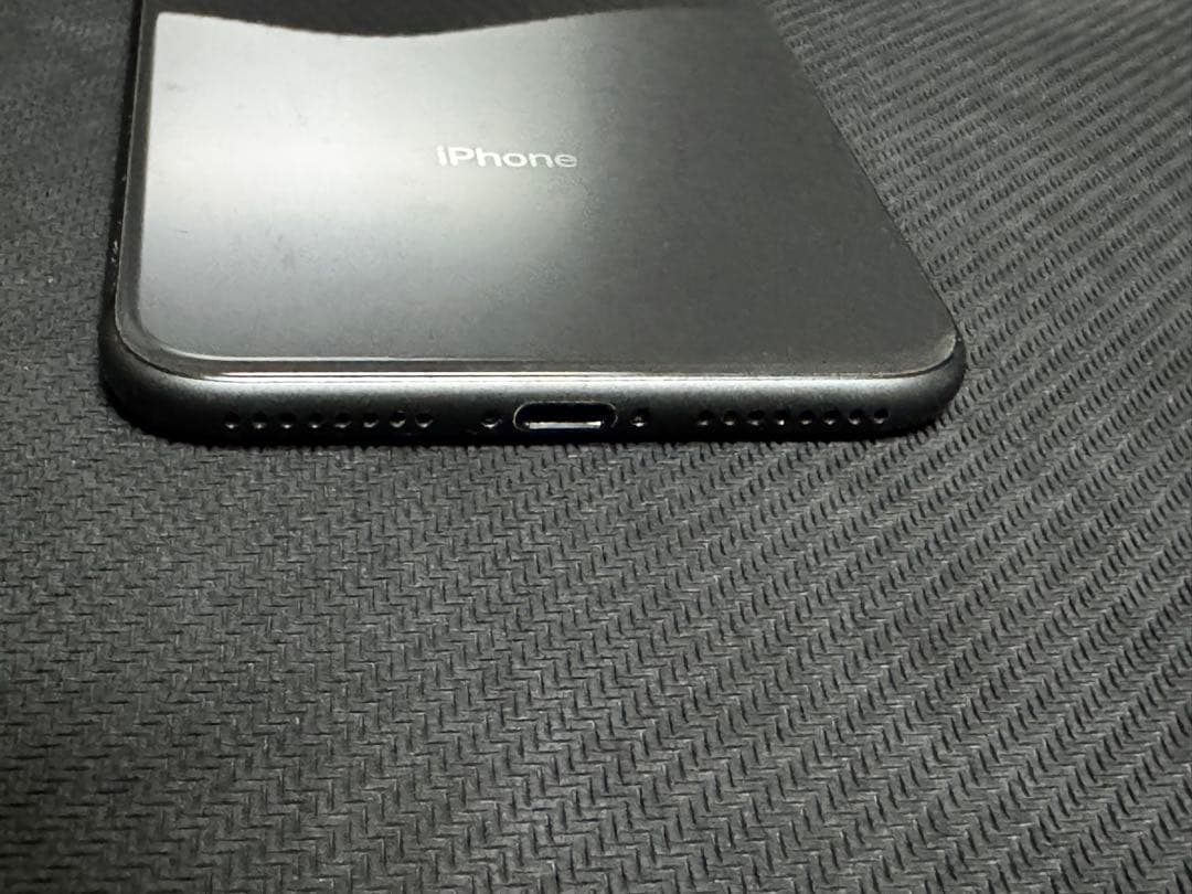 スマートフォン本体 iPhone8 Plus 64GB