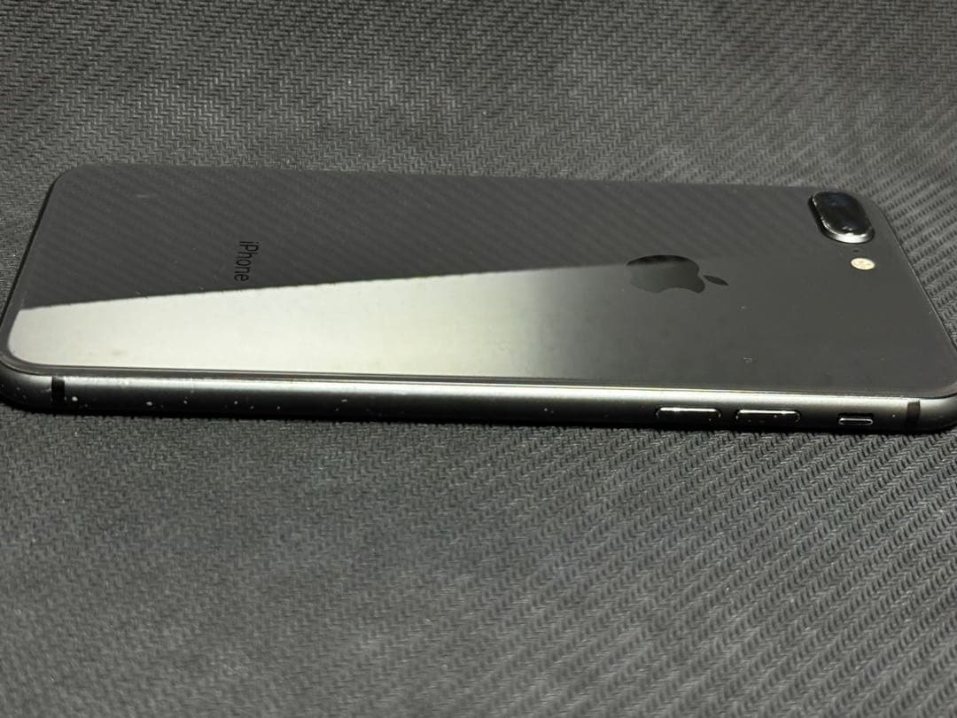 スマートフォン本体 iPhone8 Plus 64GB