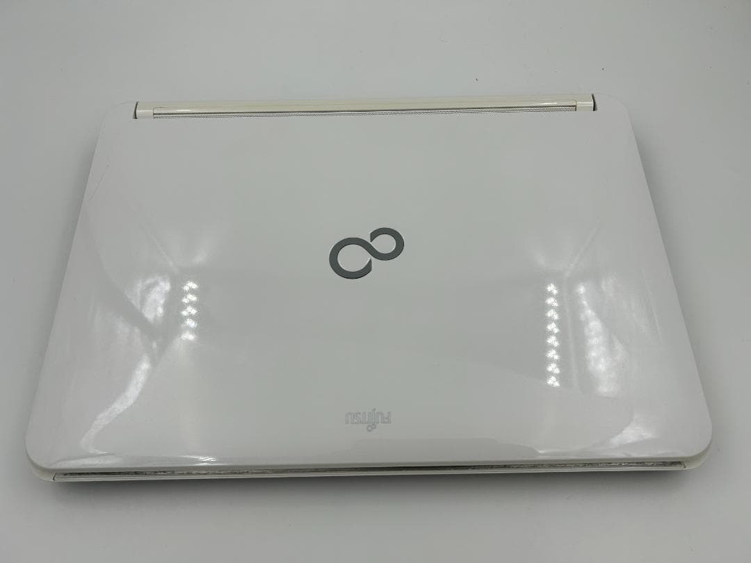 ノートパソコン windows11 オフィス付き core i5 AH56/DW