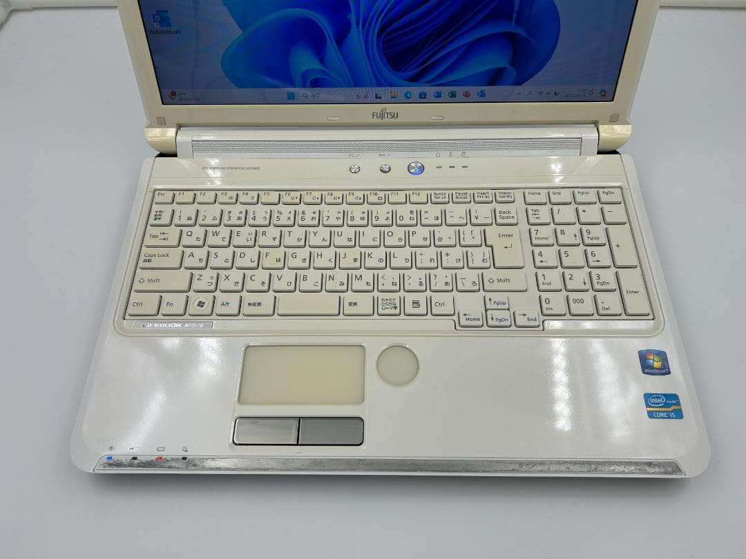 ノートパソコン windows11 オフィス付き core i5 AH56/DW