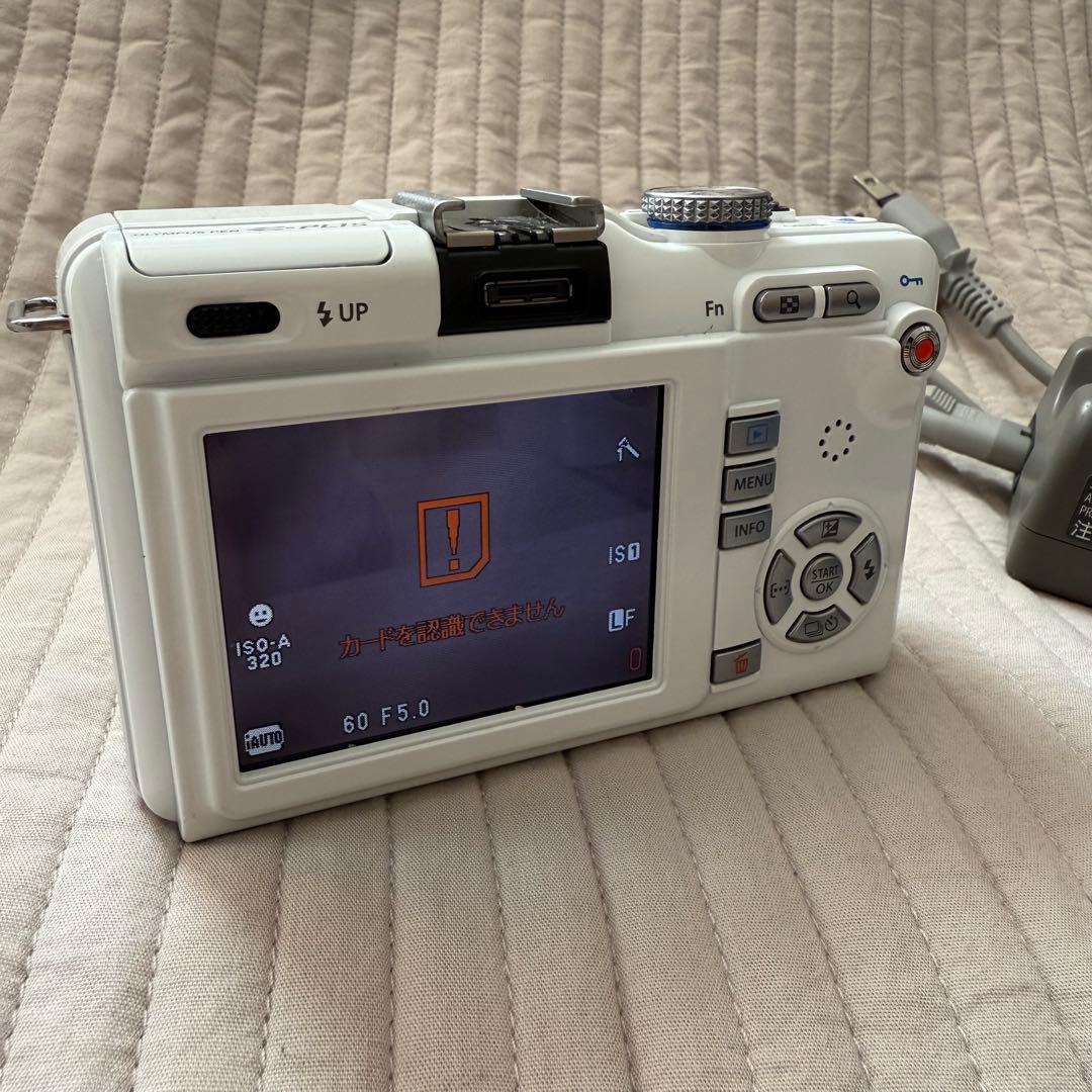 OLYMPUS PEN E-PL1sミラーレス一眼カメラ