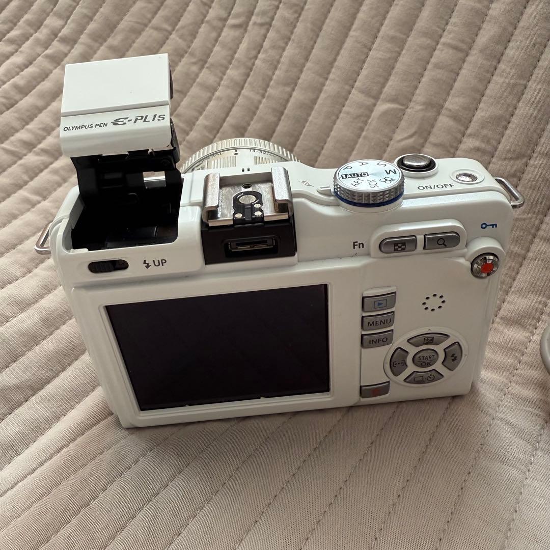 OLYMPUS PEN E-PL1sミラーレス一眼カメラ
