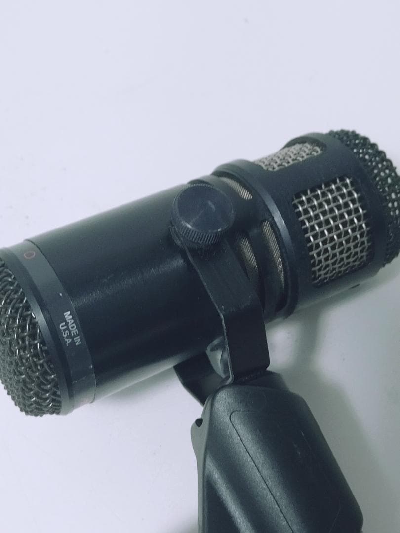 Peavey PVM 520i ダイナミック マイク　ケーブル付き