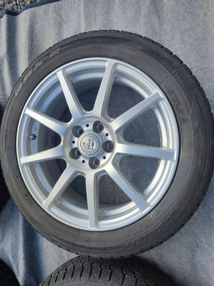 トヨタ　ラクティス　ホイール　スタッドレスタイヤ　175/60R/16