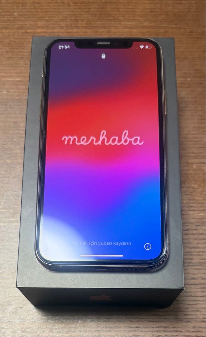 スマートフォン本体 MNJ