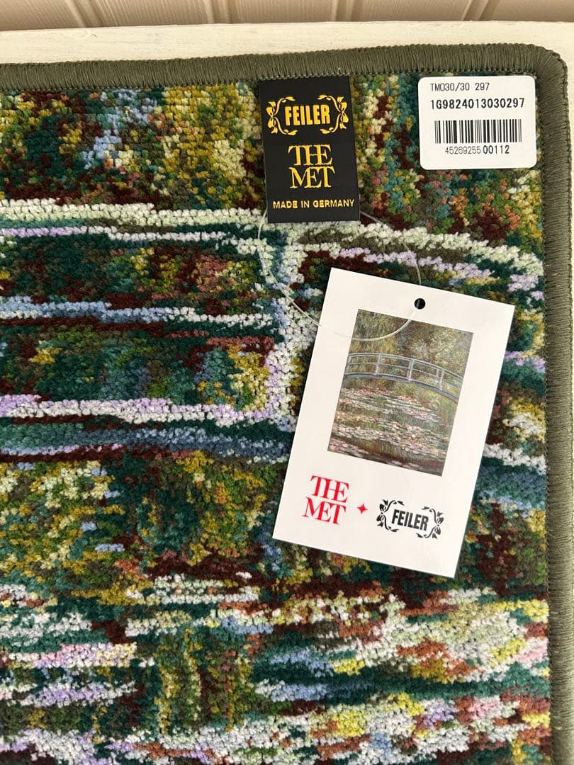 まつり⭐︎ FEILER ゴールド額縁 約30cm モネハンカチタオルセット