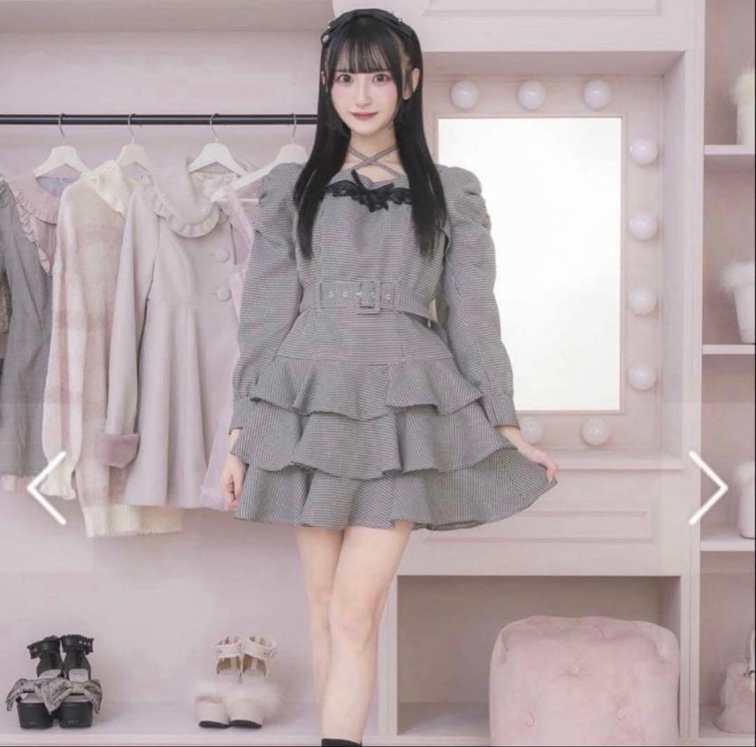 【♡】 ❤︎pium❤︎ ティアードフリル長袖ミニワンピース