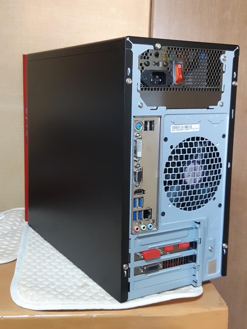 自作PC　RYZEN7 2700・8GB・128GB・R7 370・Win11