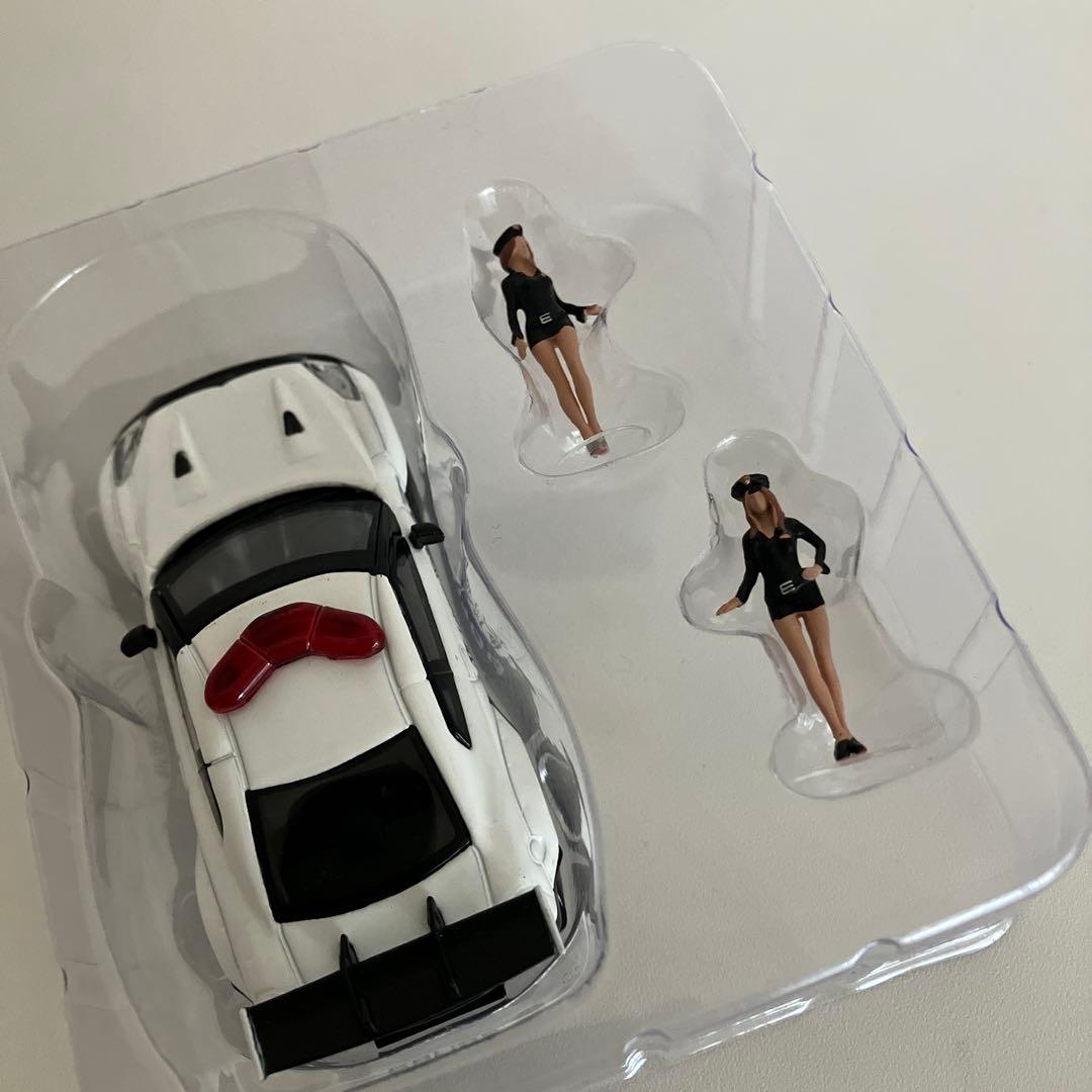 MINI GT 1/64☆Nissan GT-R R35