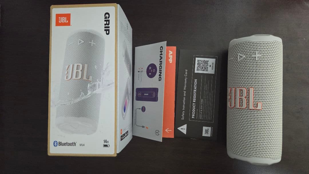 JBL GRIP ワイヤレススピーカー ホワイト