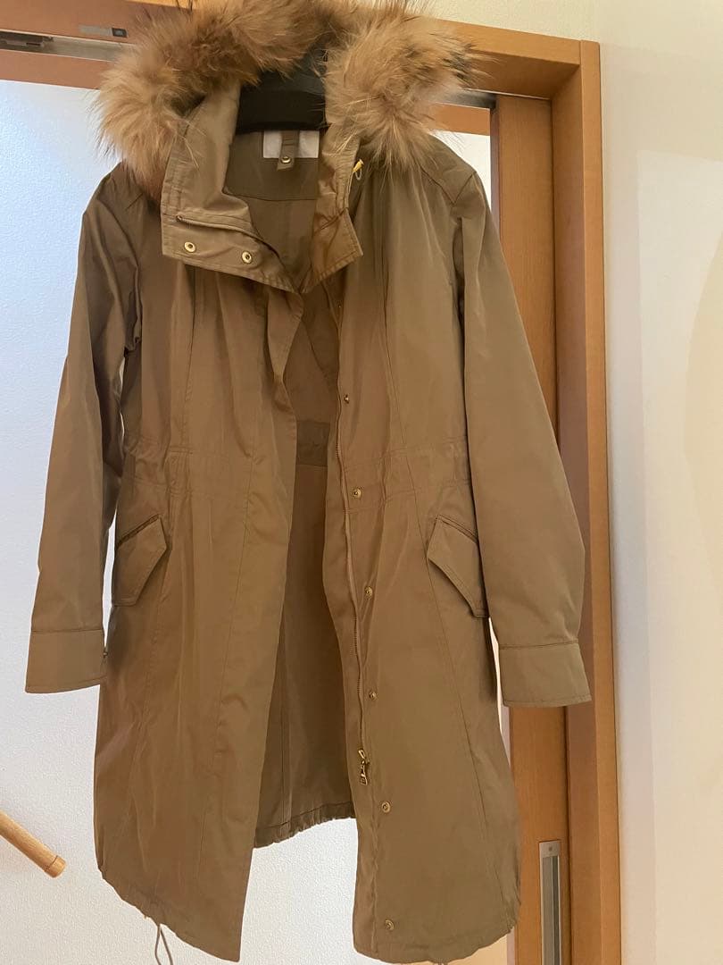 本日限定価格★未使用品【自由区】カーキ ベージュフード付きモッズコート　38