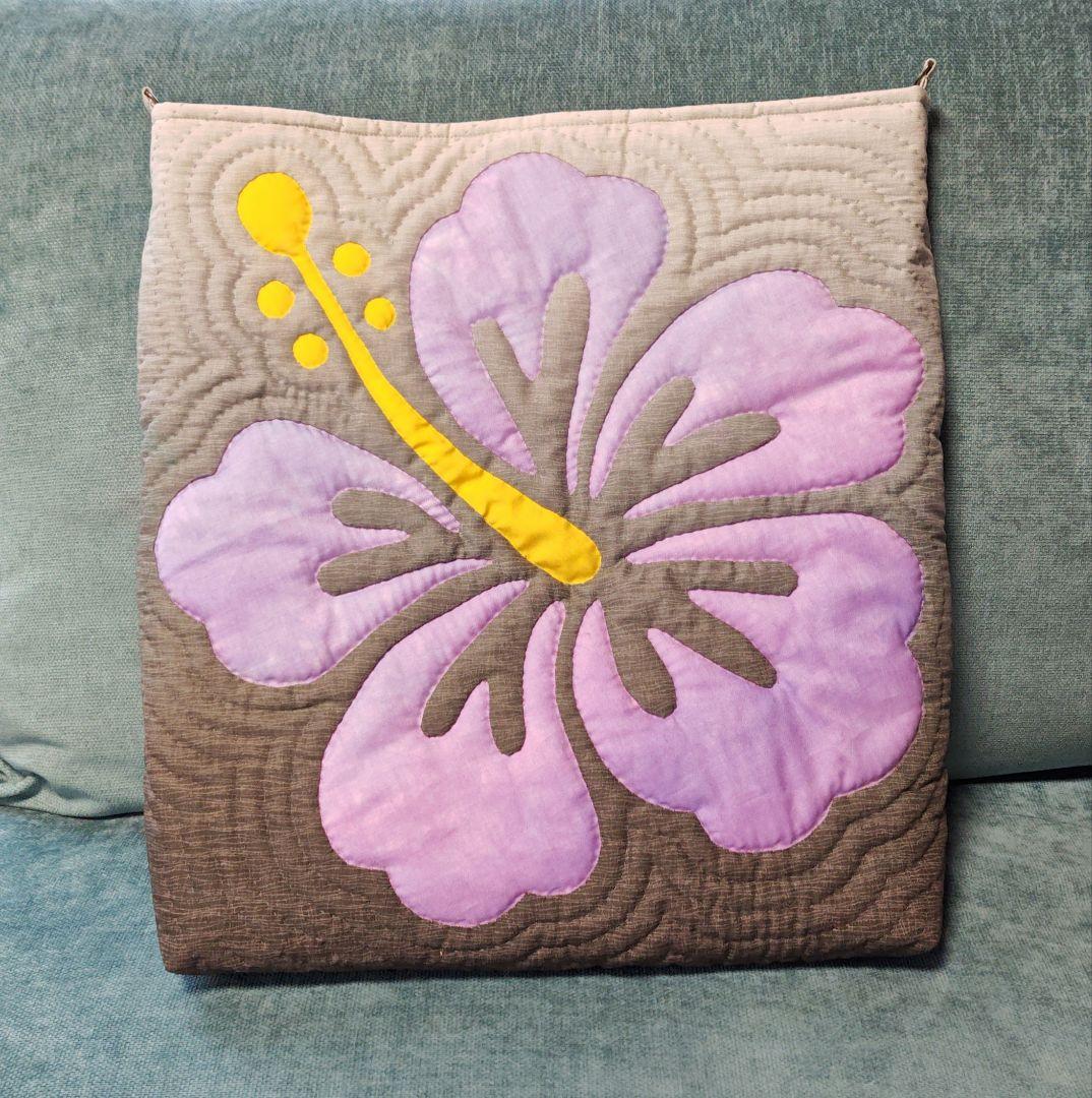 ミッキー！ハンドメイド　ハワイアンキルト　　　　ショルダーバッグ