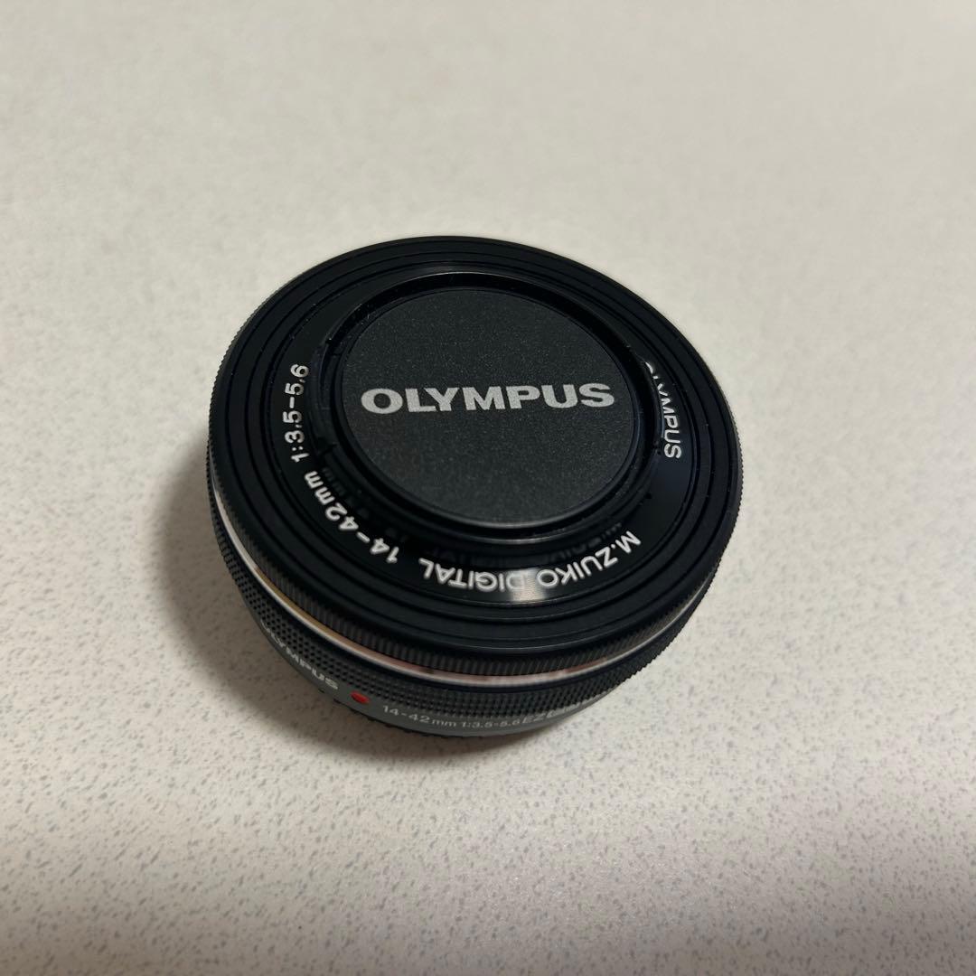 【極美品】OLYMPUSOM-DE-M10 Mark III ダブルズームキット