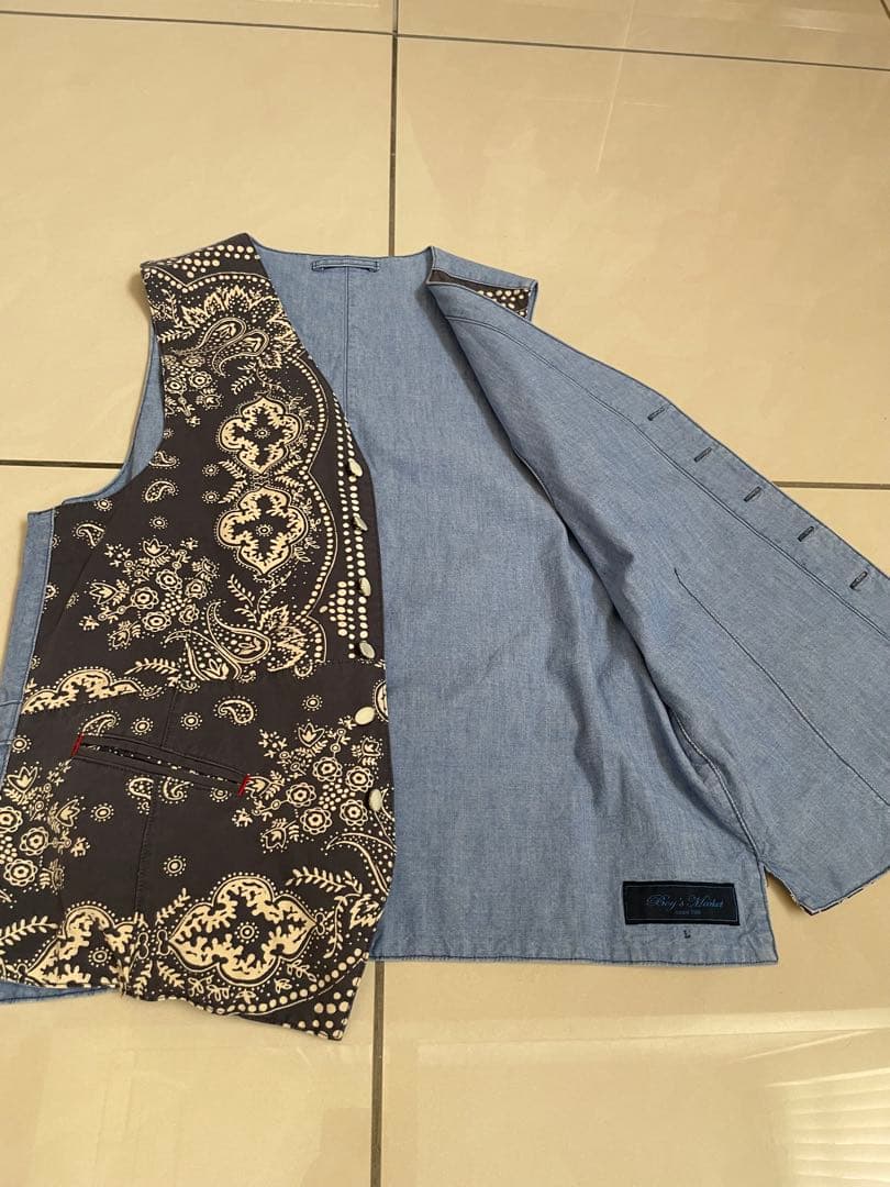 ボーイズマーケット別注オリジナルバンダナ柄ベスト(ENPIRE&SONS)