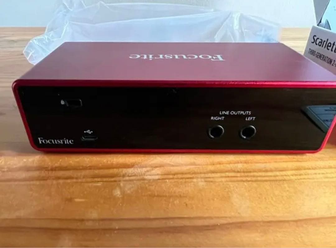 オーディオインターフェイス　Scarlett 2i2(gen3)