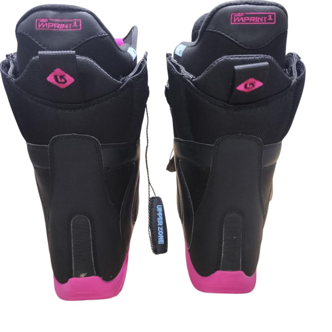 未使用 BURTON バートン スノーボードブーツ MINT ASIAN FIT