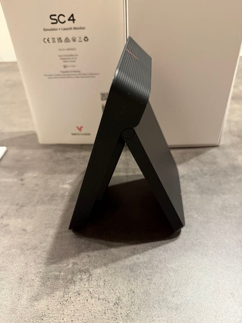 SWING CADDIE SC4 ゴルフシミュレーター