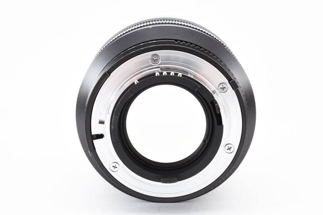 Carl Zeiss Distagon 35mm F1.4 ZF.2 ニコンF