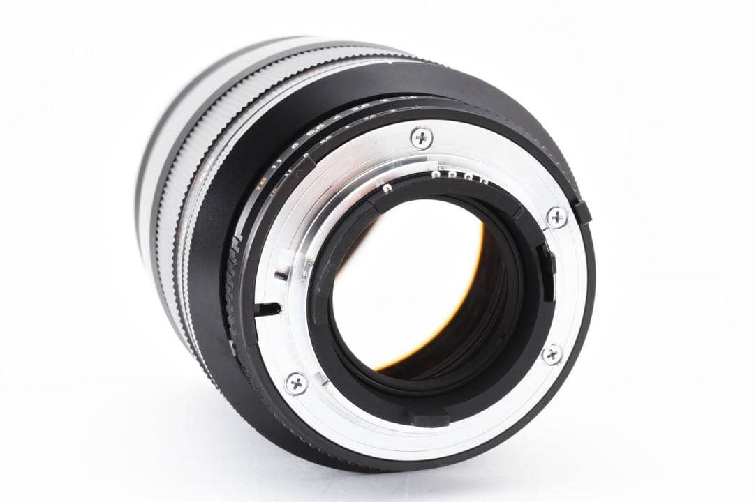 Carl Zeiss Distagon 35mm F1.4 ZF.2 ニコンF