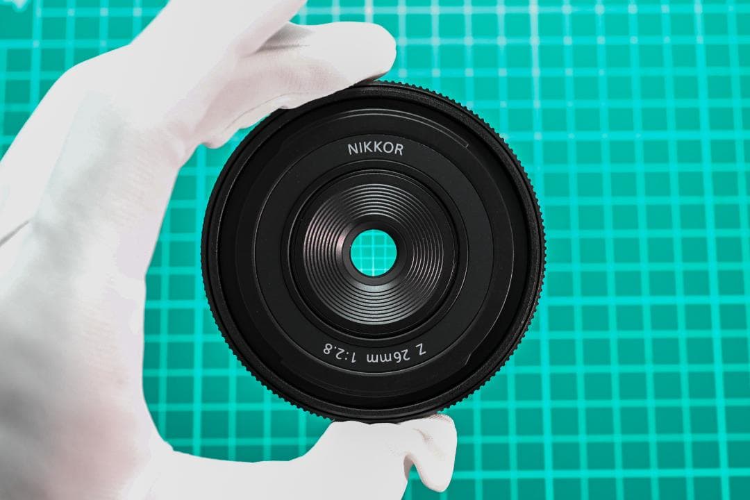 [美品/保証有]Nikon NIKKOR Z 26mm f2.8 zマウント