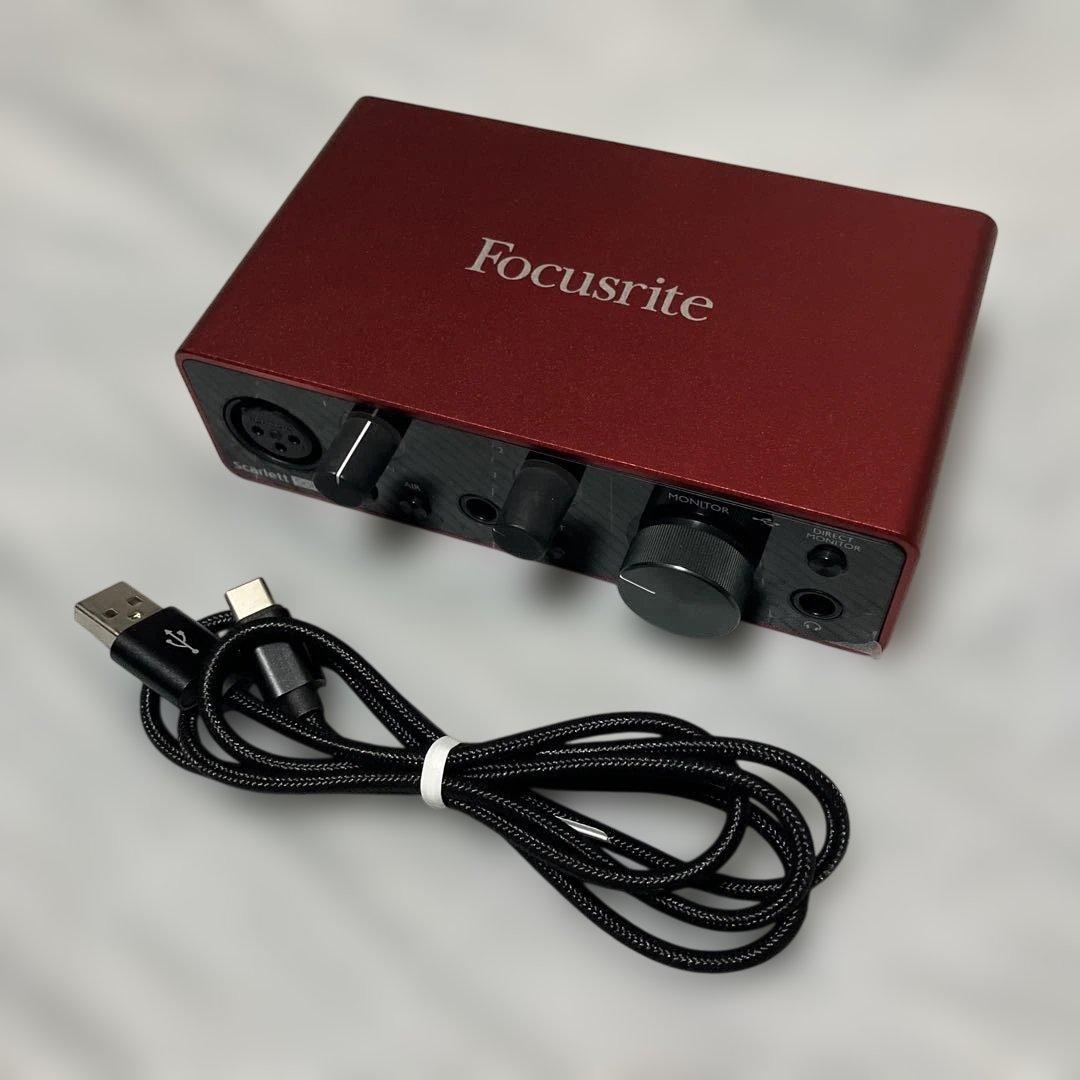 Focusrite scarlett solo 箱あり