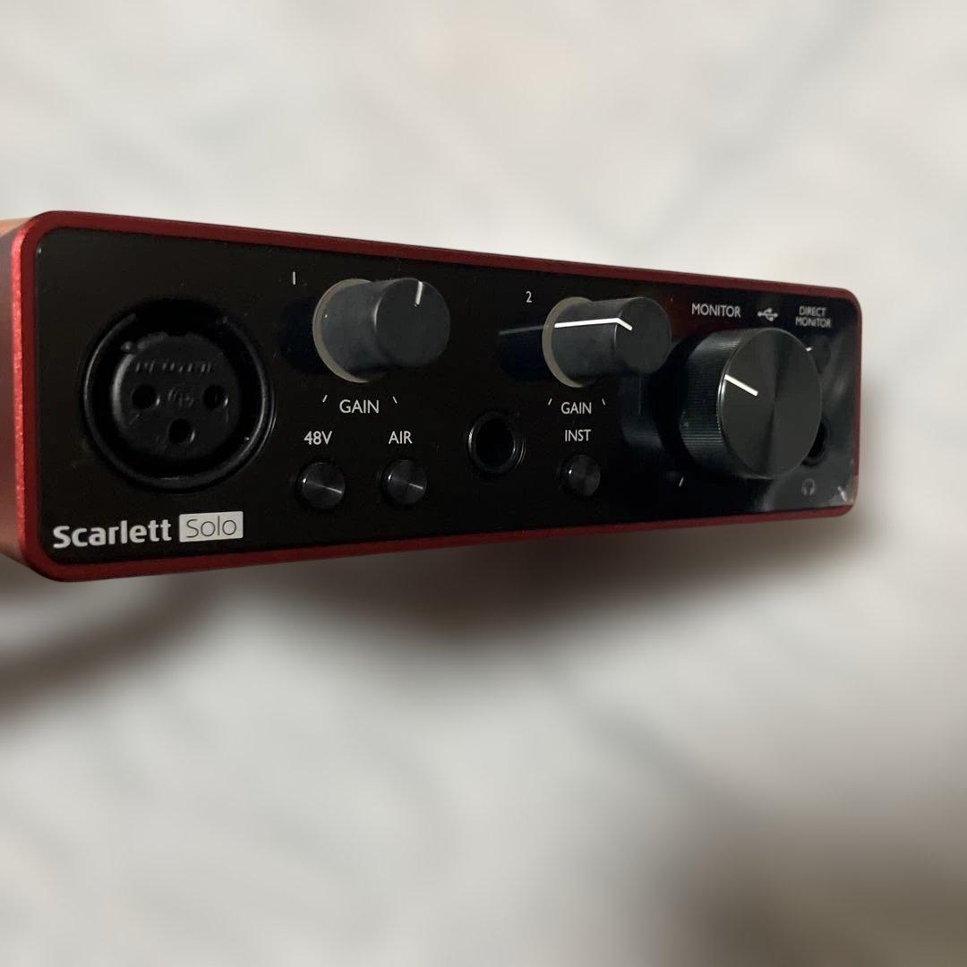 Focusrite scarlett solo 箱あり