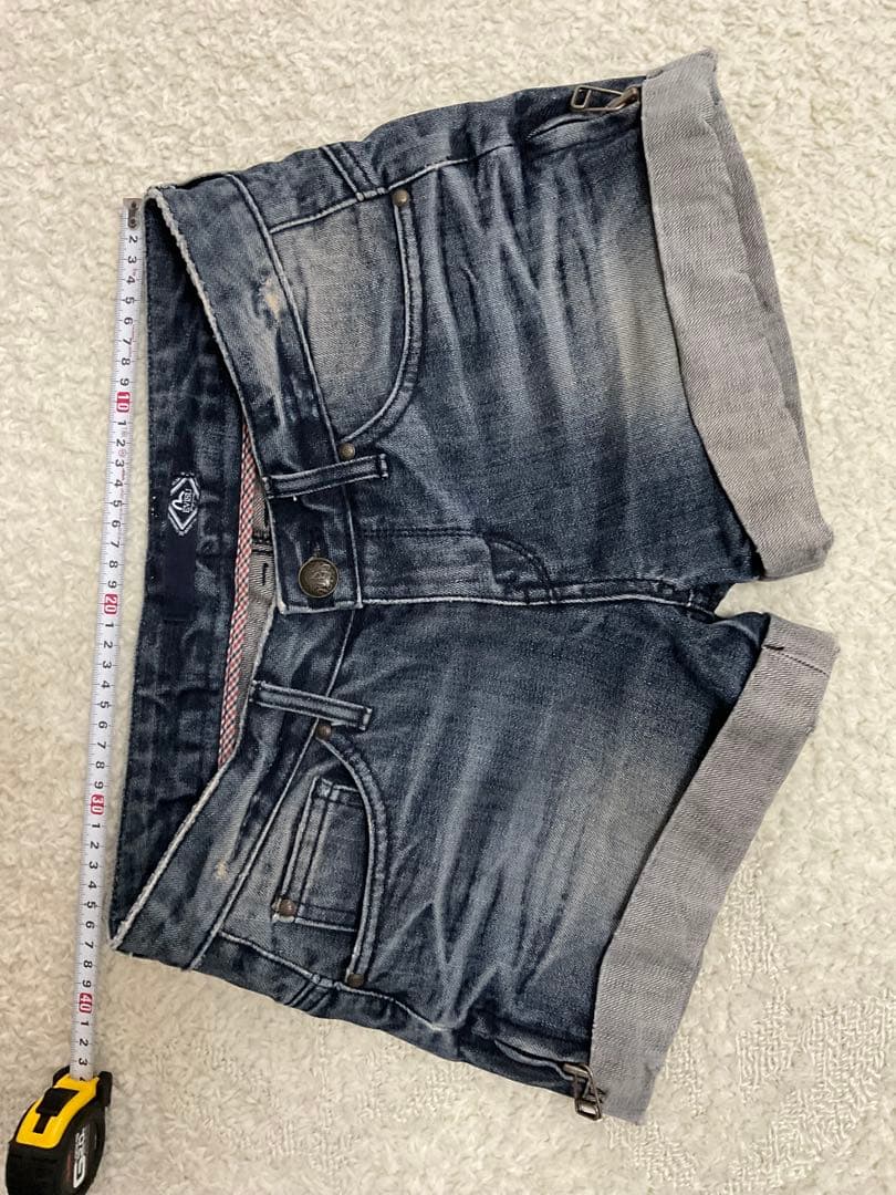 デニムショートパンツ ダークブルー ロゴ刺繍付き