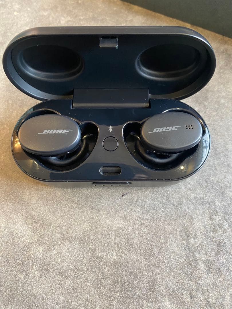 数回着用のみ　bose sport Earbuds ブラック　完品