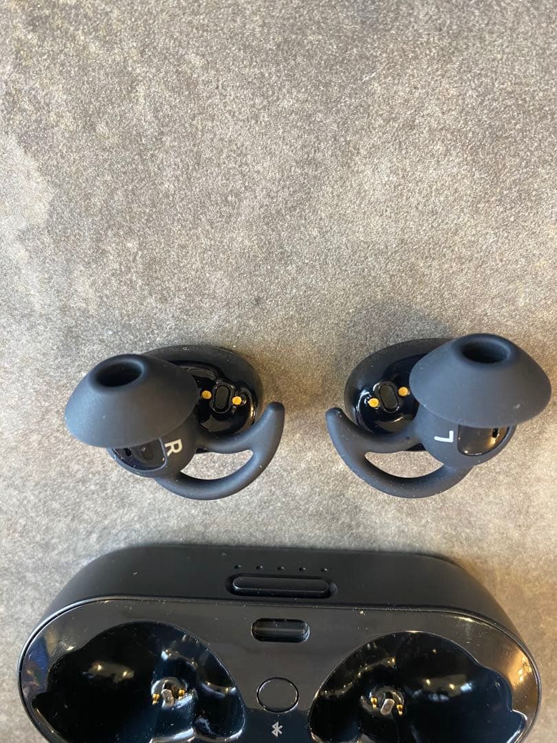 数回着用のみ　bose sport Earbuds ブラック　完品