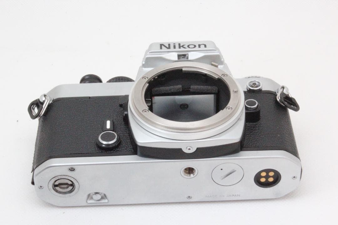 Nikon ニコン FE シルバー ボディ 完動品 ♯F19