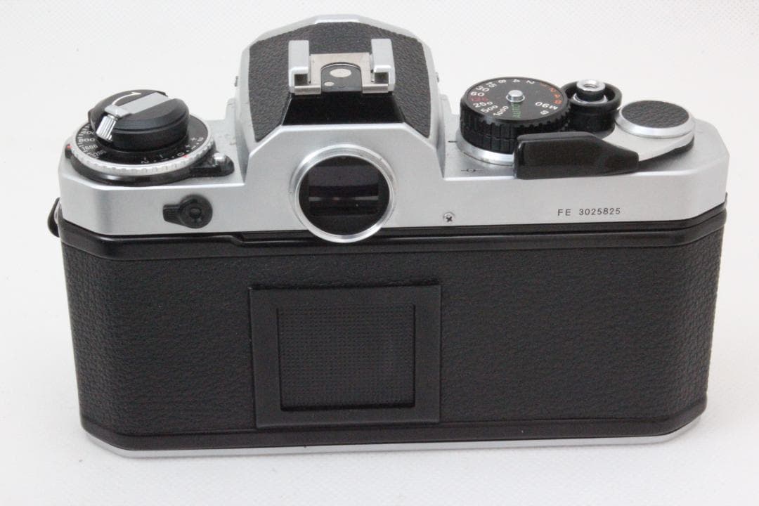 Nikon ニコン FE シルバー ボディ 完動品 ♯F19