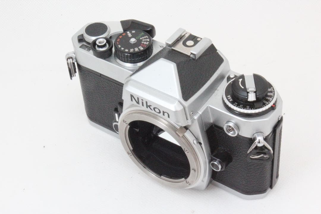 Nikon ニコン FE シルバー ボディ 完動品 ♯F19