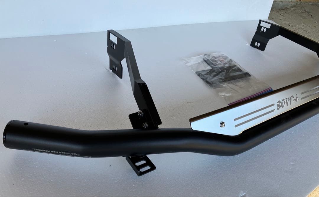 ジャオス　フロントスキッドバー ブラック/ブラスト ハイラックス 125系