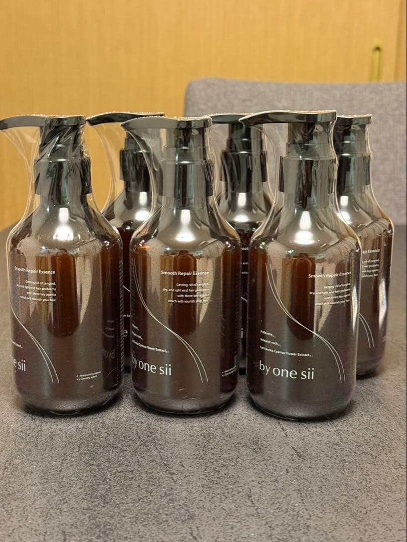 K*R様 バイワンシースムースリペアエッセンス290g 未開封×6本
